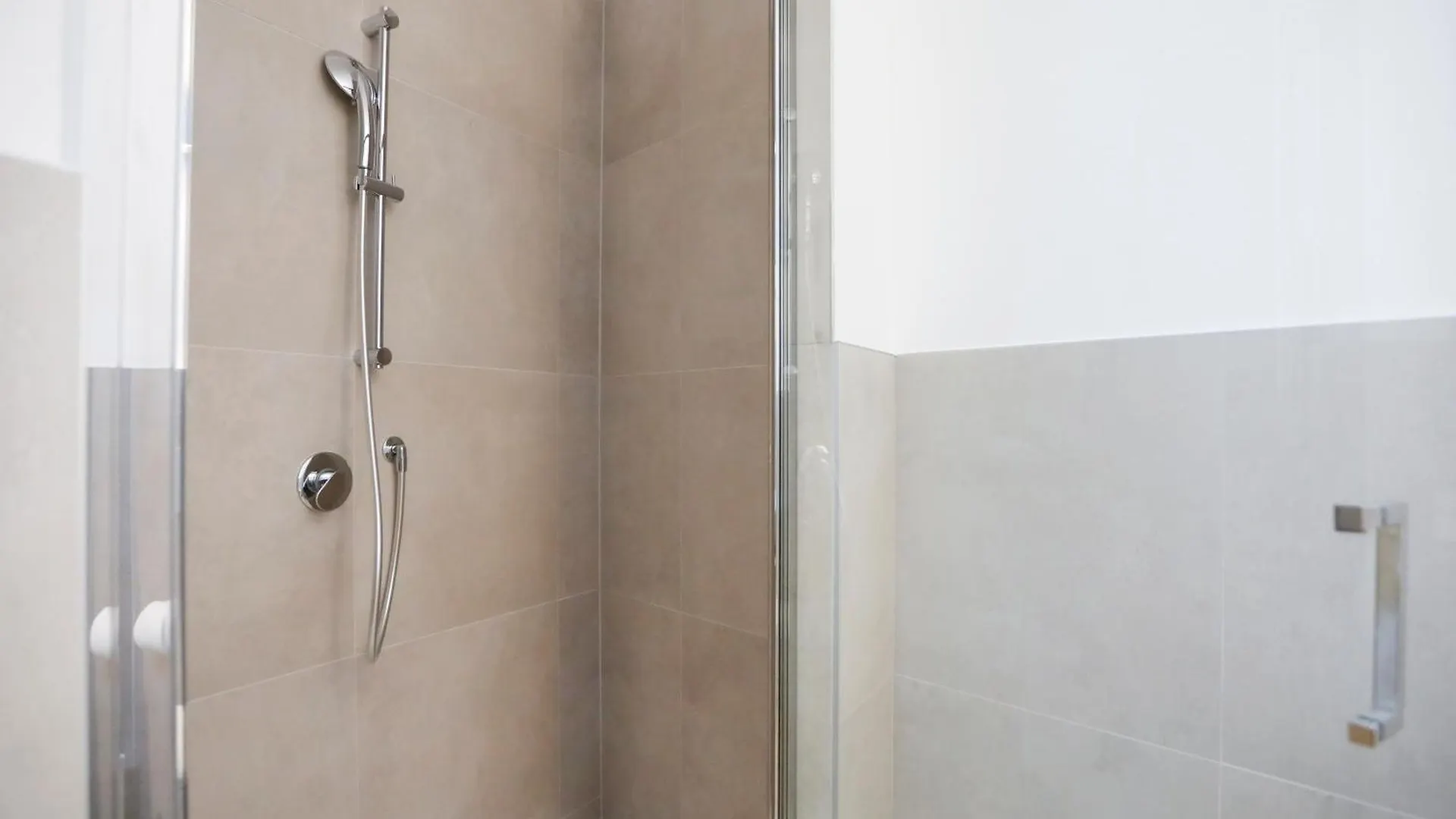 Rifugio Di Comfort Con Cucina E Letto Queen Size Maso Apartment